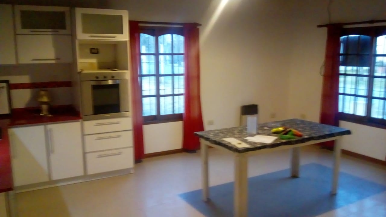 venta casa amplia 3 habitaciones