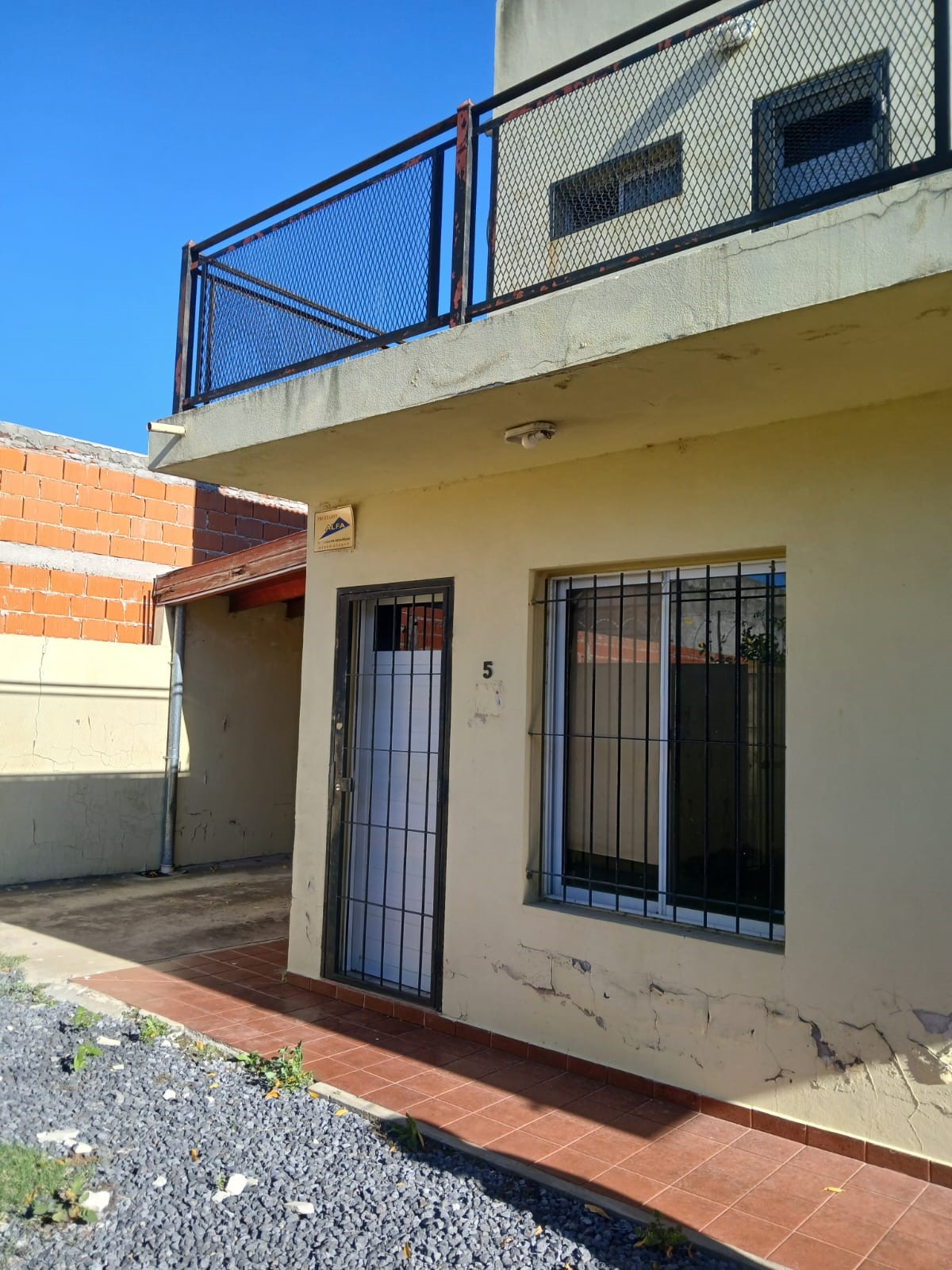 duplex 2 habutaciones muy buen estado